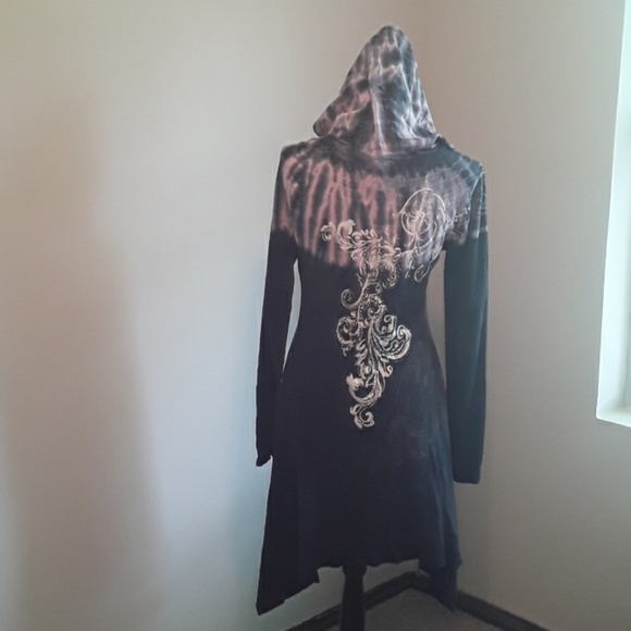 Dress - Picture 4 of 8